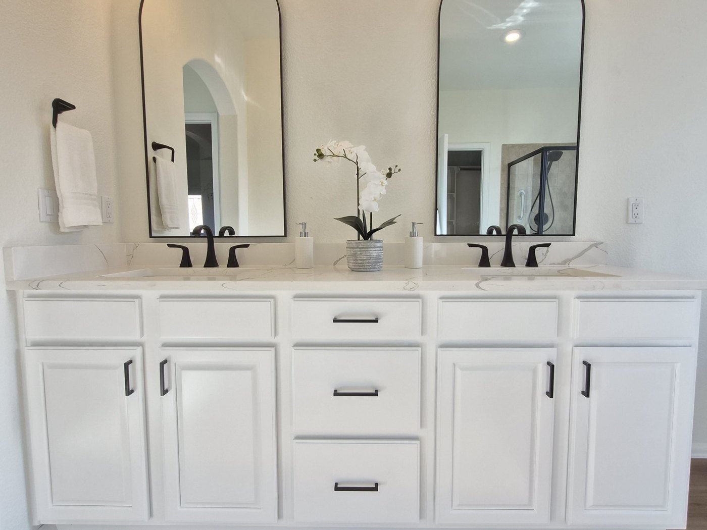 Double Vanity Bathroom — after refinishing